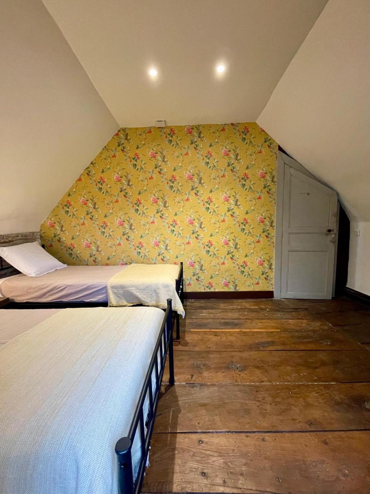 Bed and Breakfast Jardin Des Remparts Ортез Екстер'єр фото