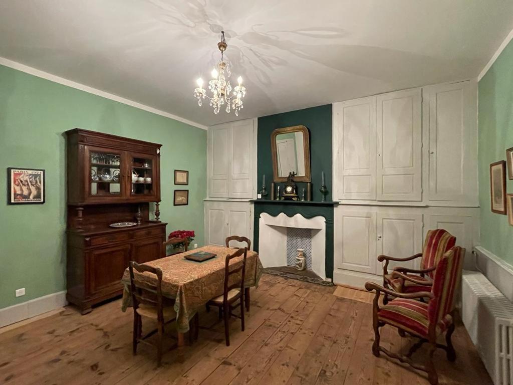 Bed and Breakfast Jardin Des Remparts Ортез Екстер'єр фото