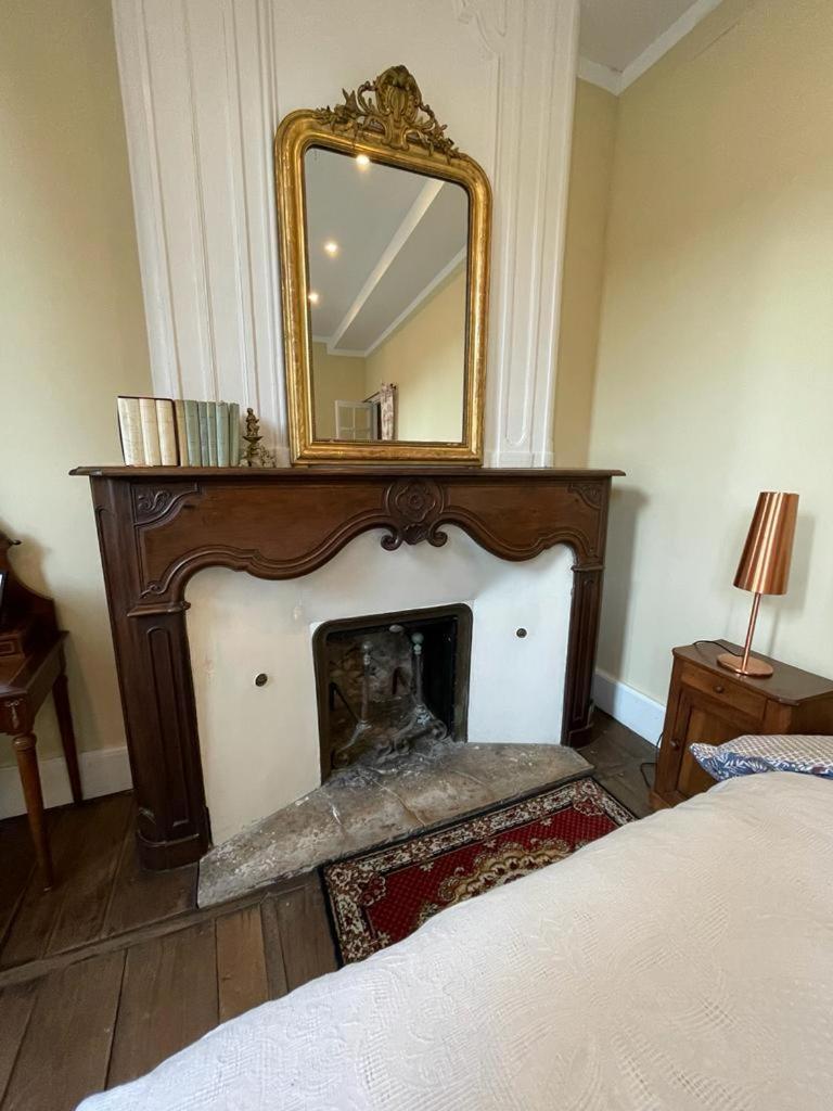 Bed and Breakfast Jardin Des Remparts Ортез Екстер'єр фото