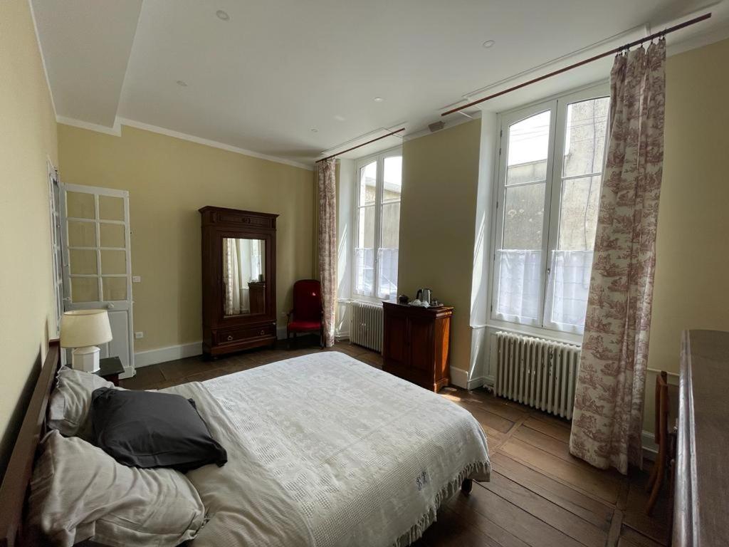 Bed and Breakfast Jardin Des Remparts Ортез Екстер'єр фото